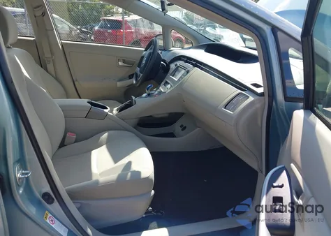 2014 Toyota Prius Two z USA, uszkodzony, nr VIN JTDKN3DU5E1739097